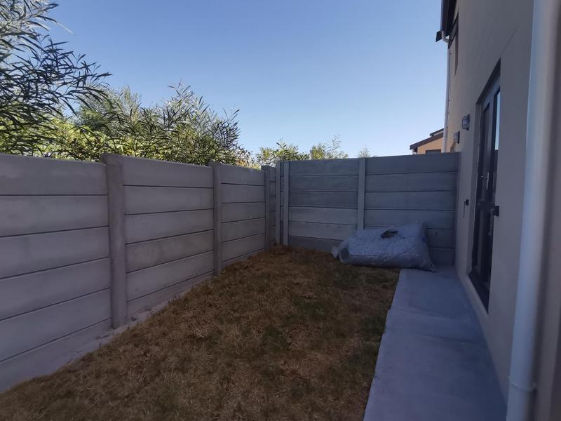 To Let 2 Bedroom Property for Rent in Blackheath Industrial Western Cape